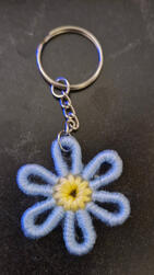 Solid flower keyring